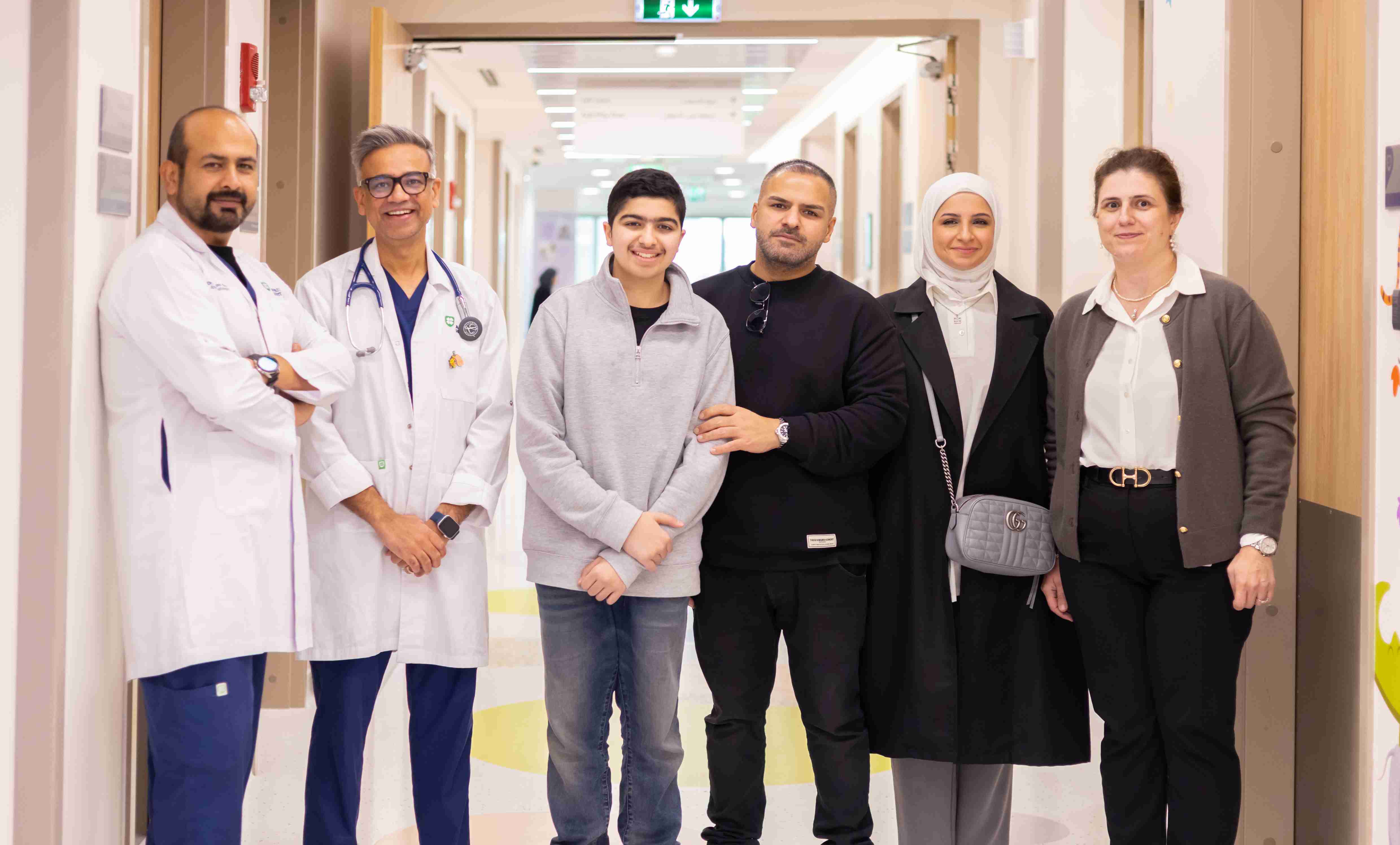 المستشفى الأمريكي دبي ينقذ فتًى كويتيًا مصابًا "بداء واغنر"النادر ويعيده إلى حياته الطبيعية